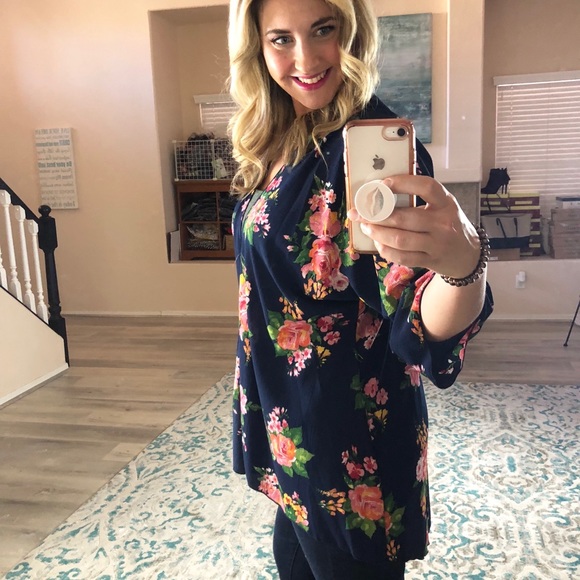 ❗️Last 2! M-L Oversized navy blue floral kimono - Picture 6 of 7